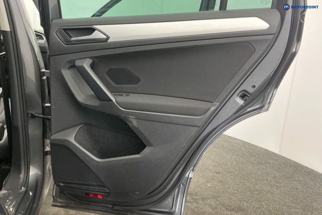 Volkswagen Tiguan Se Nav Automatic Diesel SUV - Stock Number (1630345) - 31st supplementary image