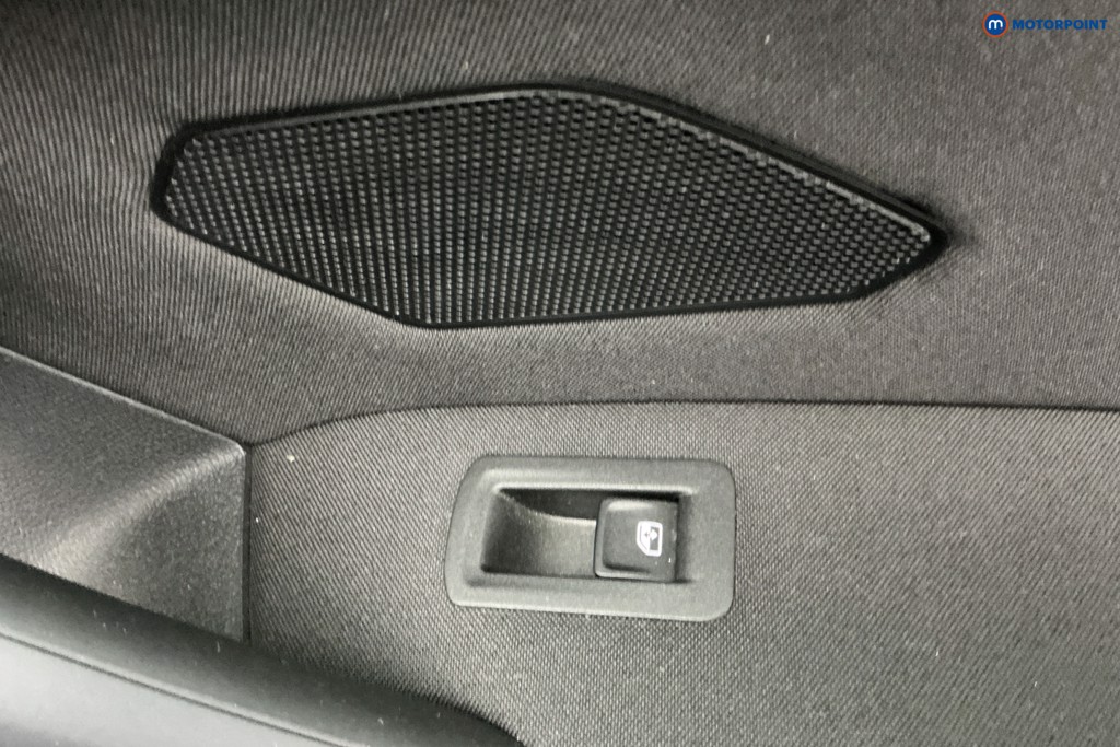 Volkswagen Tiguan Se Nav Automatic Diesel SUV - Stock Number (1630345) - 32nd supplementary image