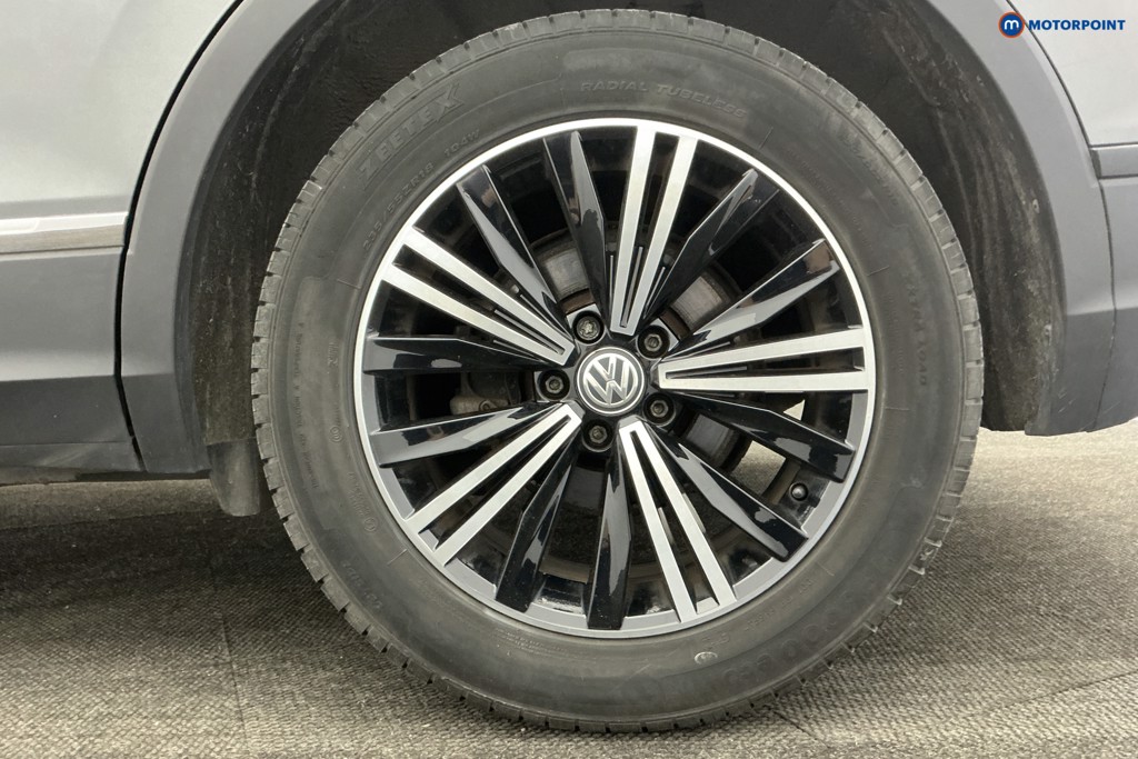 Volkswagen Tiguan Se Nav Automatic Diesel SUV - Stock Number (1630345) - 40th supplementary image