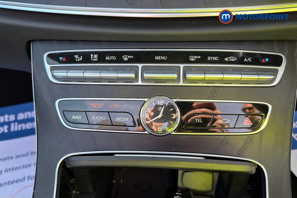 Mercedes-Benz E Class Amg Line Automatic Diesel Convertible - Stock Number (1630441) - 12th supplementary image