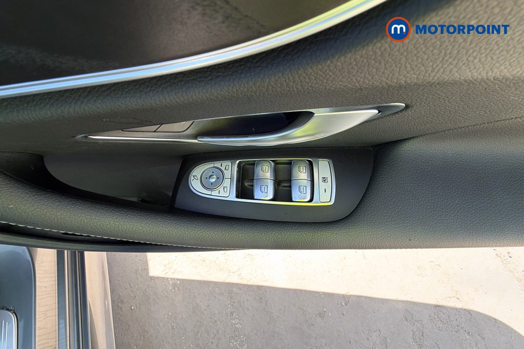 Mercedes-Benz E Class Amg Line Automatic Diesel Convertible - Stock Number (1630441) - 20th supplementary image