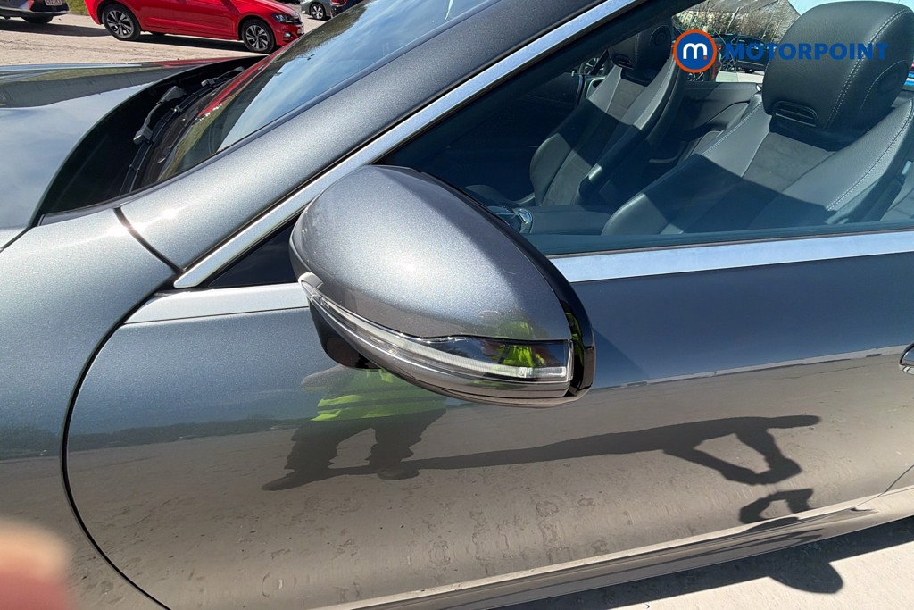 Mercedes-Benz E Class Amg Line Automatic Diesel Convertible - Stock Number (1630441) - 43rd supplementary image