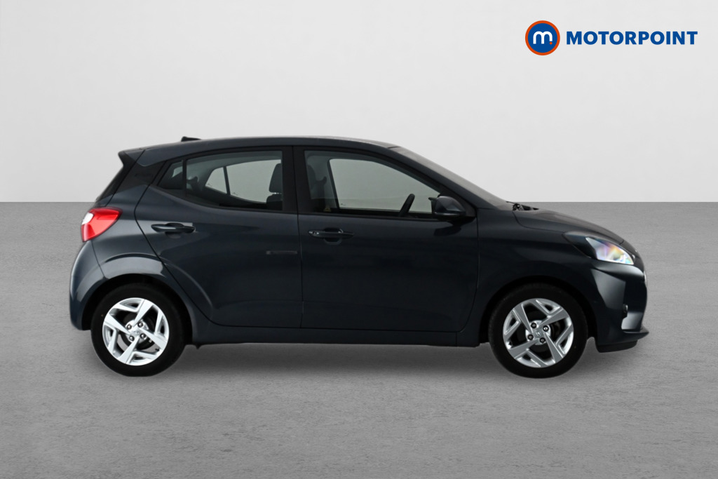 Hyundai I10 Se Connect Manual Petrol Hatchback - Stock Number (1630474) - Drivers side