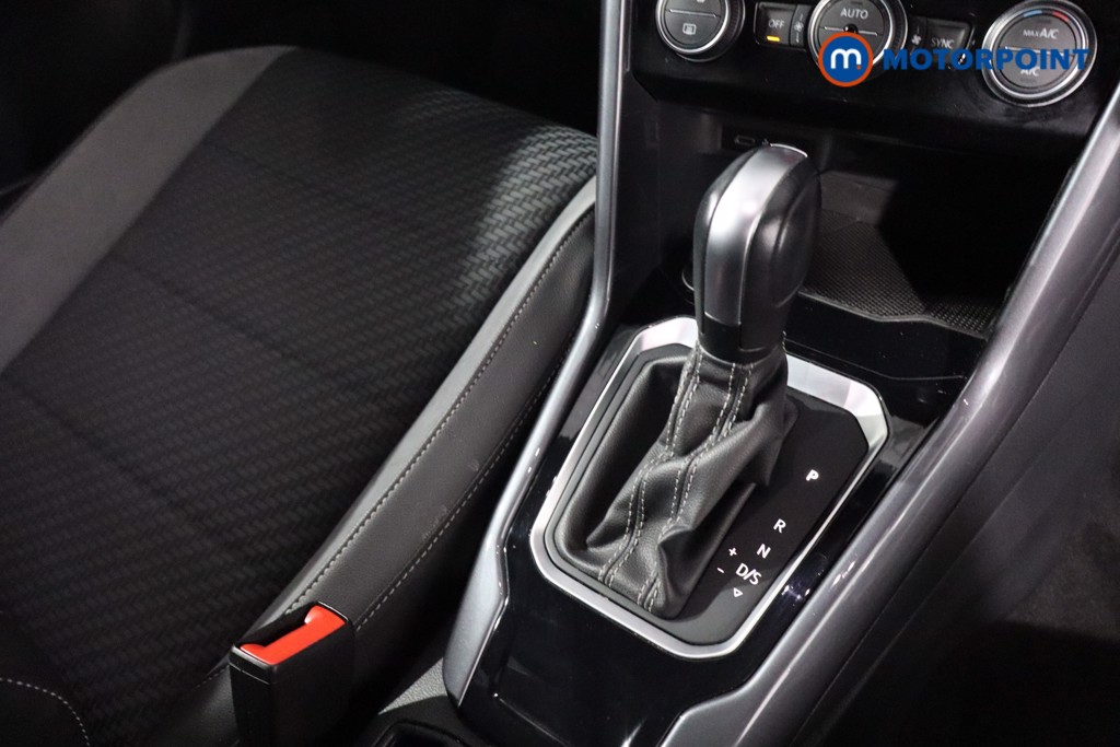 Volkswagen T-Roc R-Line Automatic Petrol SUV - Stock Number (1630978) - 21st supplementary image