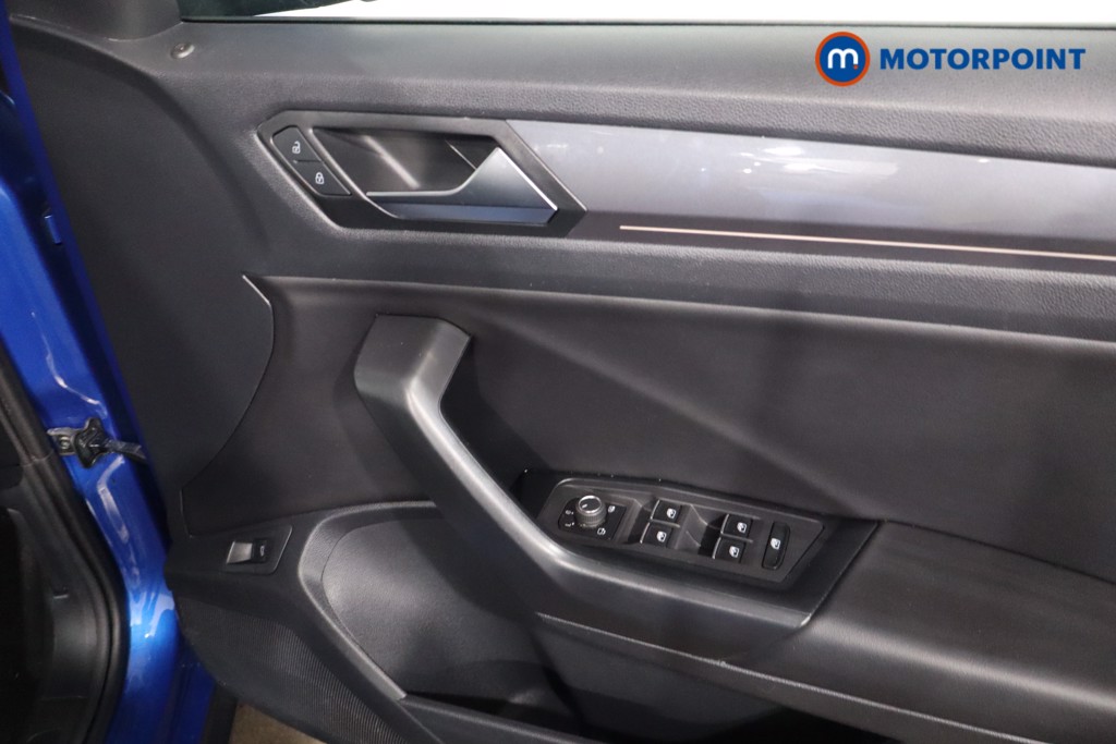 Volkswagen T-Roc R-Line Automatic Petrol SUV - Stock Number (1630978) - 27th supplementary image