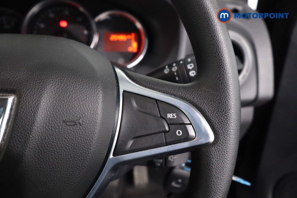 Dacia Sandero Comfort Manual Petrol Hatchback - Stock Number (1631010) - 8th supplementary image