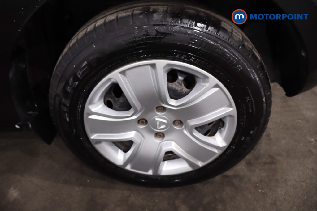 Dacia Sandero Comfort Manual Petrol Hatchback - Stock Number (1631010) - 12th supplementary image