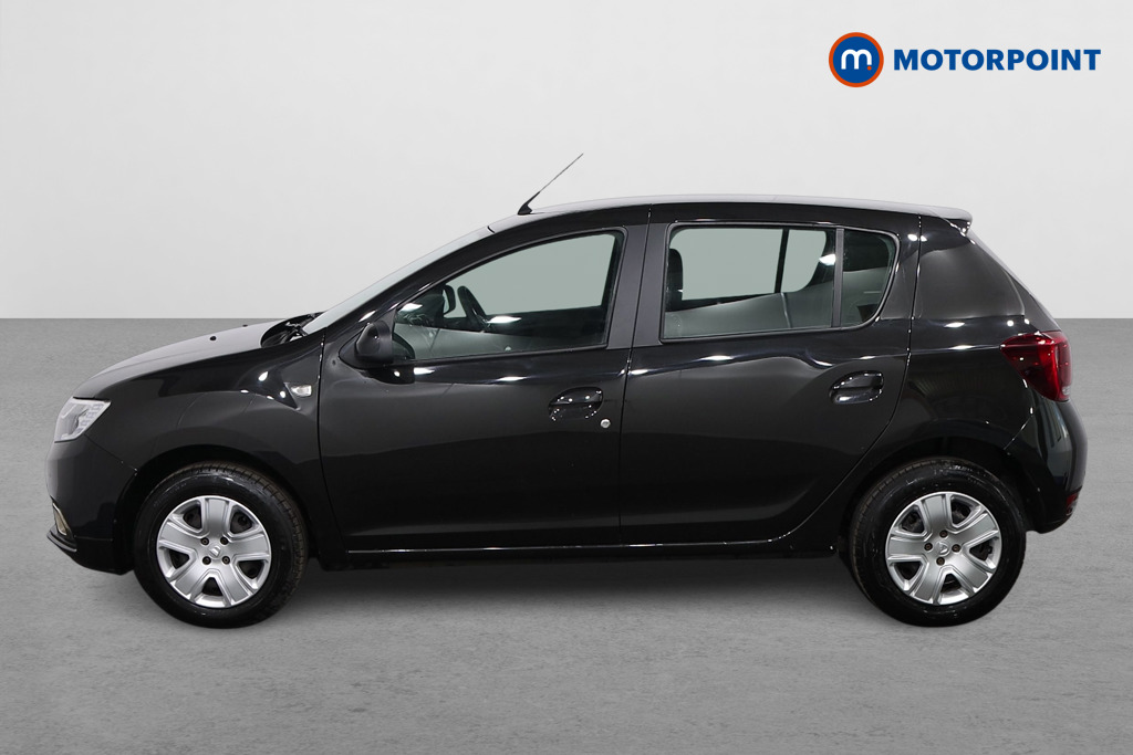 Dacia Sandero Comfort Manual Petrol Hatchback - Stock Number (1631010) - Passenger side