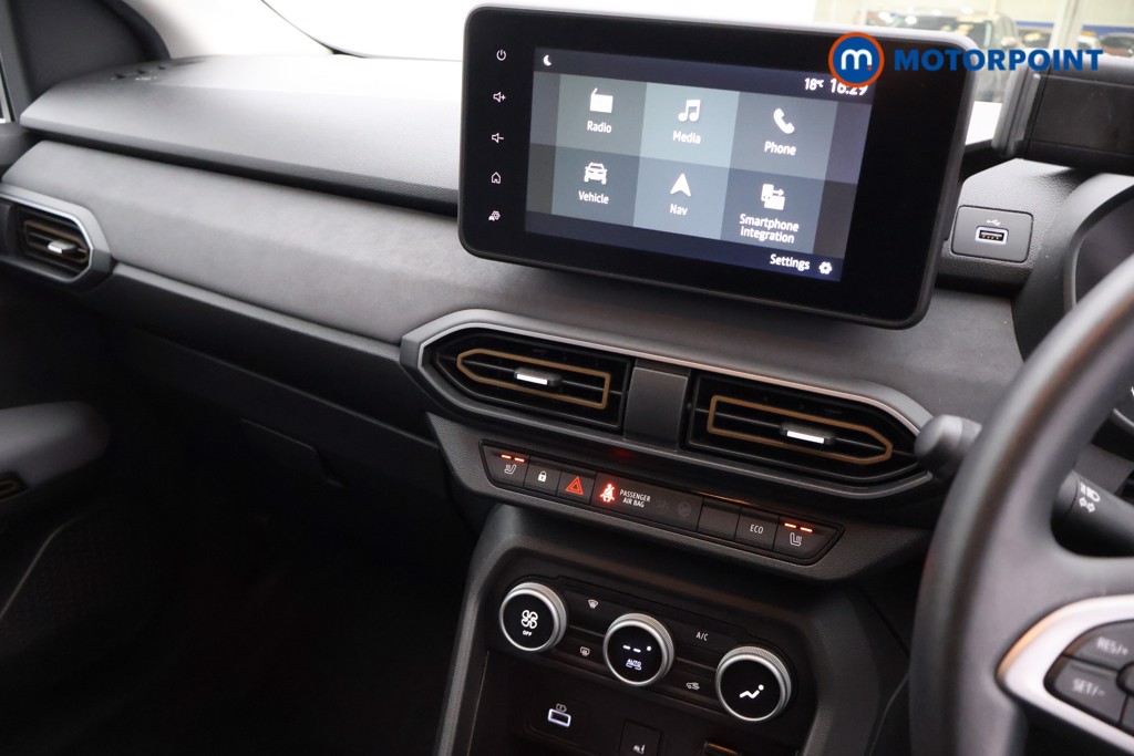 Dacia Jogger Extreme Automatic Petrol-Electric Hybrid People Carrier - Stock Number (1631205) - 12th supplementary image