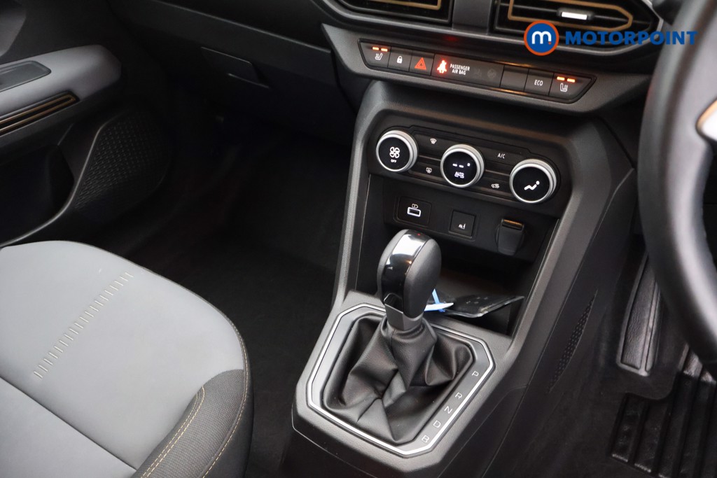 Dacia Jogger Extreme Automatic Petrol-Electric Hybrid People Carrier - Stock Number (1631205) - 13th supplementary image