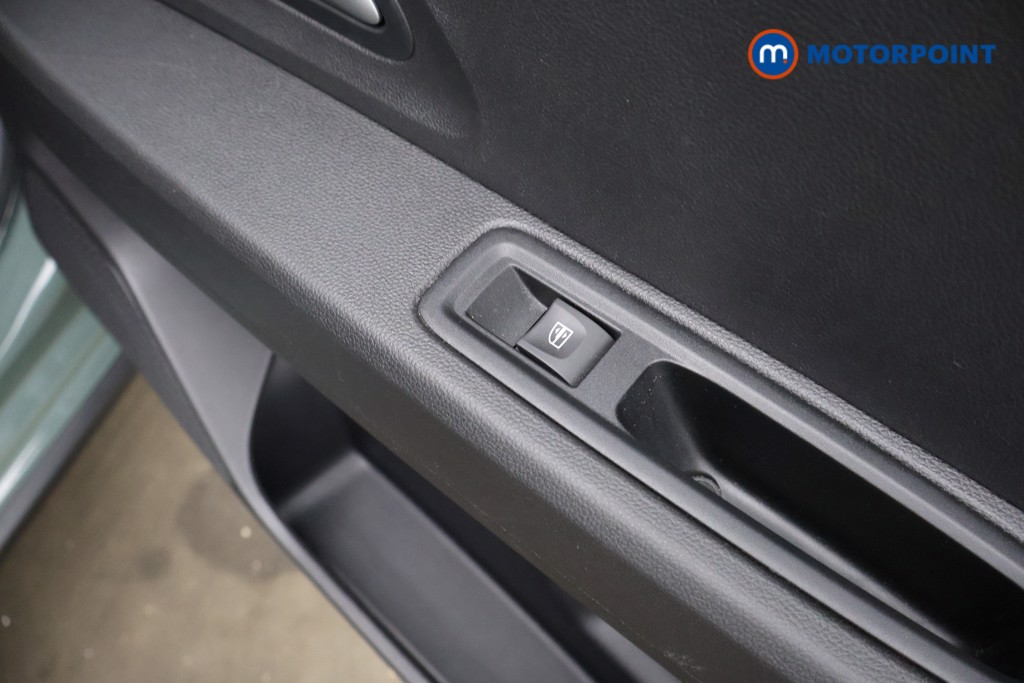 Dacia Jogger Extreme Automatic Petrol-Electric Hybrid People Carrier - Stock Number (1631205) - 23rd supplementary image