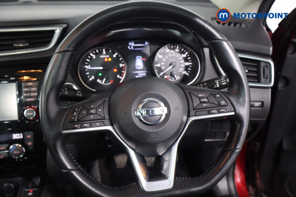 Nissan Qashqai Tekna Manual Diesel SUV - Stock Number (1631294) - 6th supplementary image