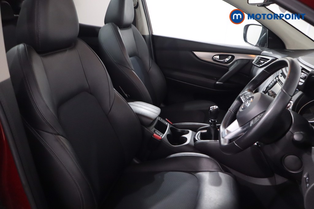 Nissan Qashqai Tekna Manual Diesel SUV - Stock Number (1631294) - 22nd supplementary image