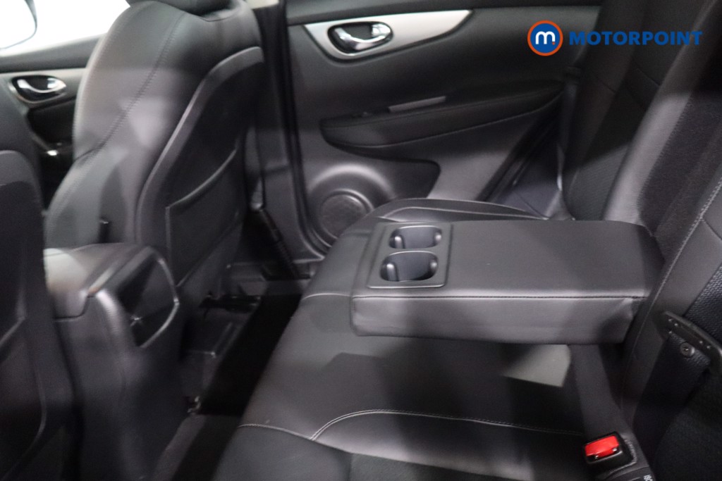 Nissan Qashqai Tekna Manual Diesel SUV - Stock Number (1631294) - 27th supplementary image