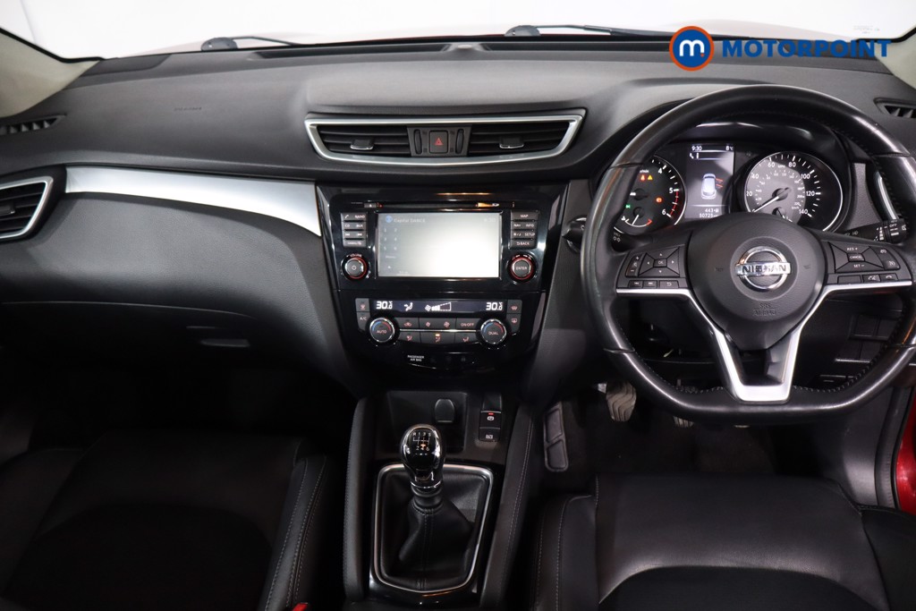 Nissan Qashqai Tekna Manual Diesel SUV - Stock Number (1631294) - 1st supplementary image
