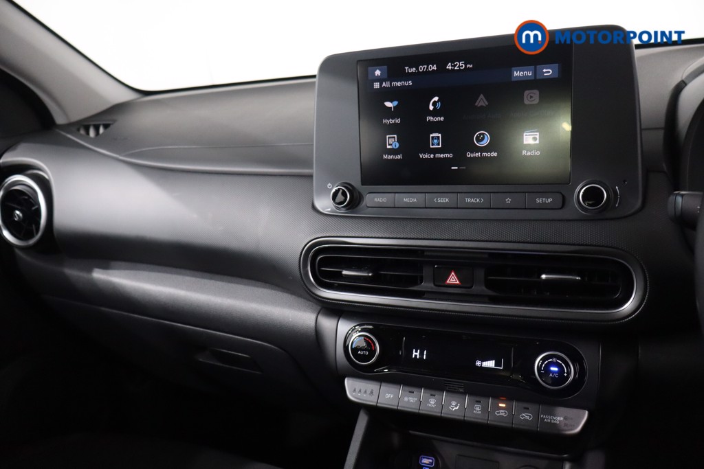 Hyundai Kona Se Connect Automatic Petrol-Electric Hybrid SUV - Stock Number (1632054) - 18th supplementary image