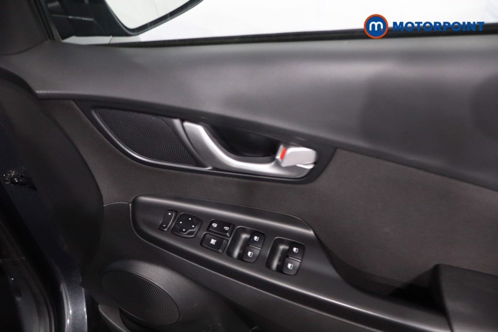 Hyundai Kona Se Connect Automatic Petrol-Electric Hybrid SUV - Stock Number (1632054) - 25th supplementary image