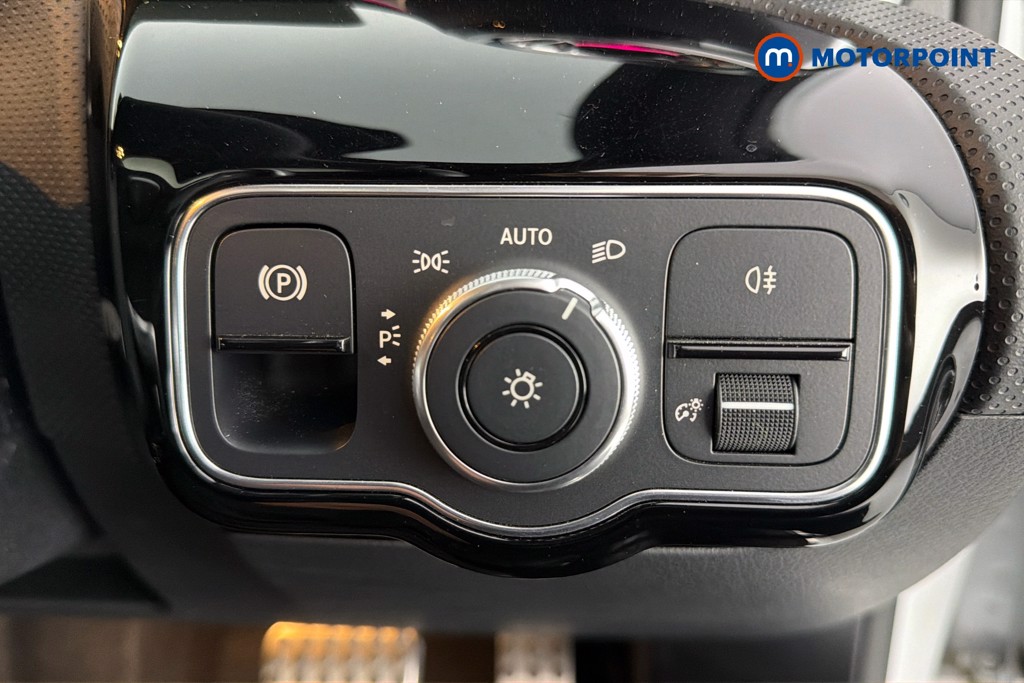 Mercedes-Benz A Class Amg Line Premium Plus Edition Automatic Petrol Saloon - Stock Number (1632157) - 18th supplementary image