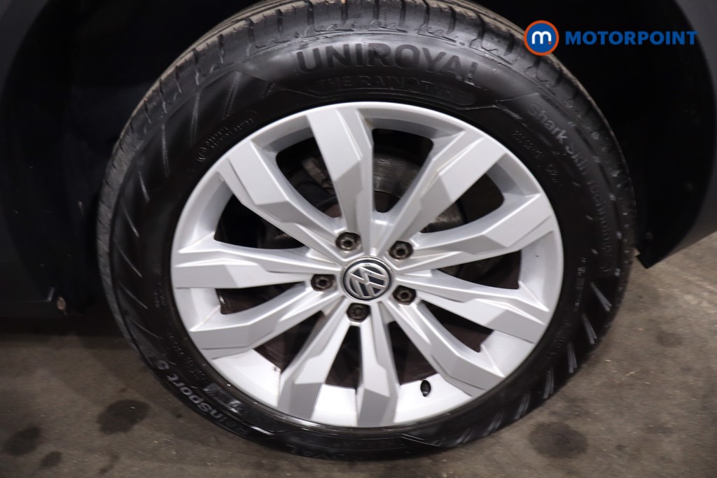 Volkswagen T-Roc SE Manual Petrol SUV - Stock Number (1632418) - 12th supplementary image