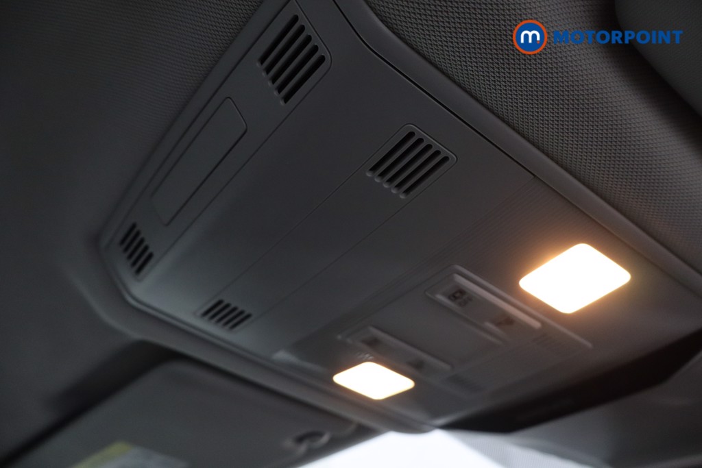 Volkswagen T-Roc SE Manual Petrol SUV - Stock Number (1632418) - 21st supplementary image