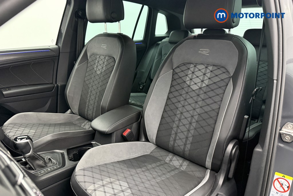 Volkswagen Tiguan R-Line Automatic Petrol SUV - Stock Number (1632639) - 3rd supplementary image