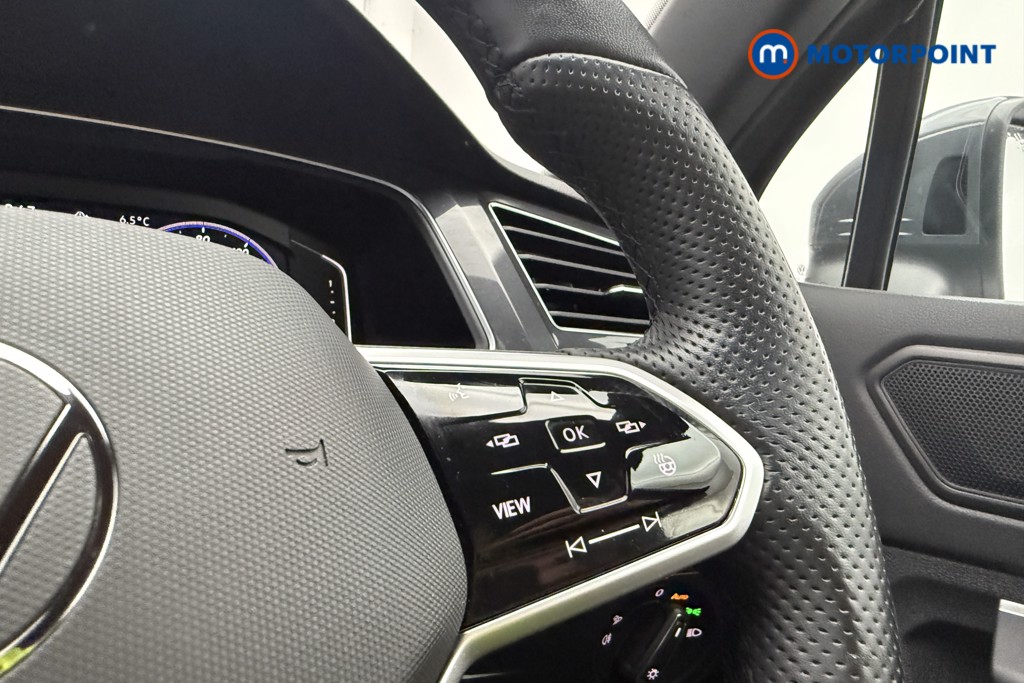 Volkswagen Tiguan R-Line Automatic Petrol SUV - Stock Number (1632639) - 8th supplementary image