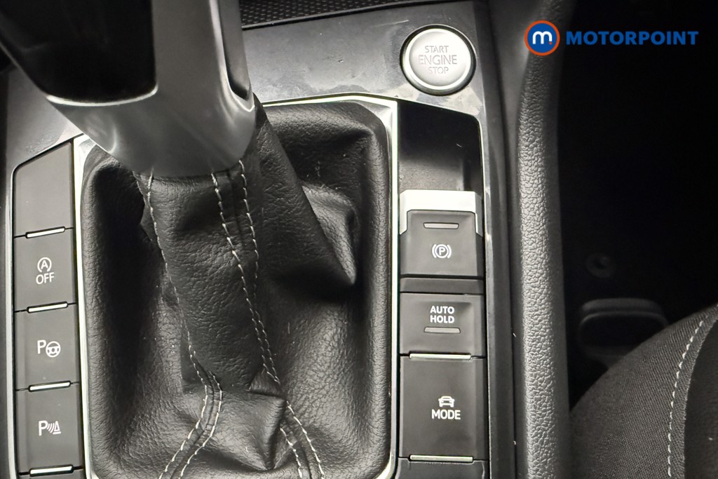 Volkswagen Tiguan R-Line Automatic Petrol SUV - Stock Number (1632639) - 16th supplementary image