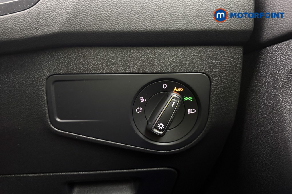 Volkswagen Tiguan R-Line Automatic Petrol SUV - Stock Number (1632639) - 17th supplementary image