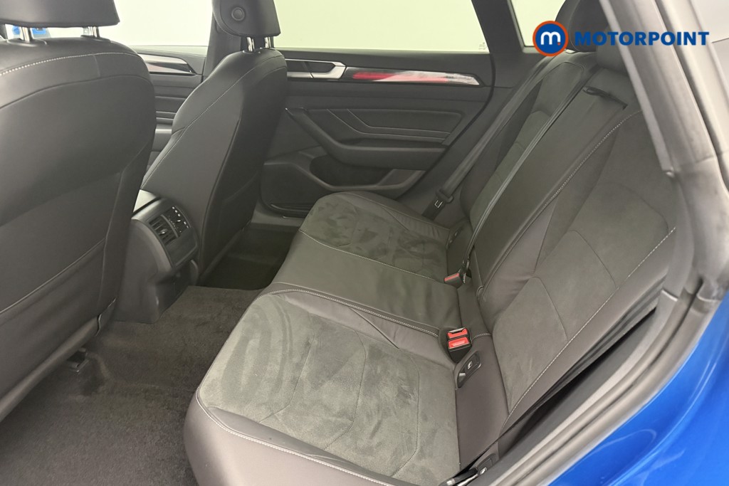 Volkswagen Arteon R-Line Automatic Petrol Plug-In Hybrid Estate - Stock Number (1632963) - 4th supplementary image