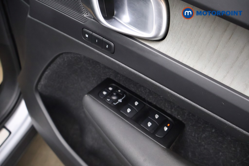 Volvo Xc40 Inscription Pro Automatic Petrol Plug-In Hybrid SUV - Stock Number (1632967) - 19th supplementary image