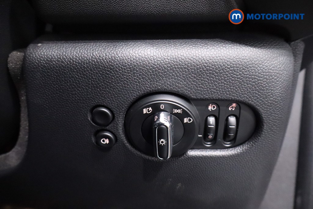 Mini Hatchback Cooper Classic Automatic Petrol Hatchback - Stock Number (1633074) - 17th supplementary image