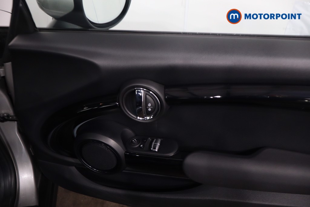 Mini Hatchback Cooper Classic Automatic Petrol Hatchback - Stock Number (1633074) - 25th supplementary image