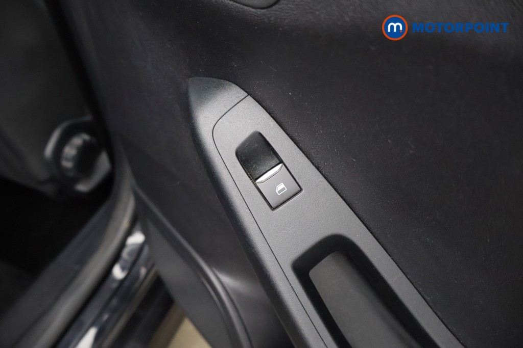 Ford Fiesta St-Line Edition Manual Petrol Hatchback - Stock Number (1633179) - 23rd supplementary image