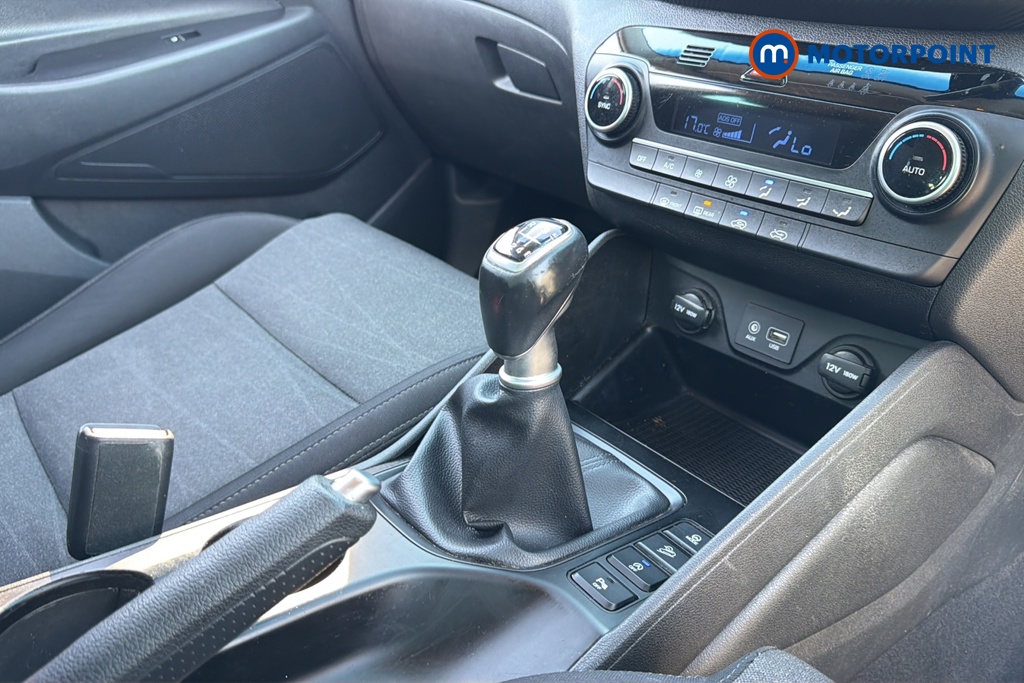 Hyundai Tucson Se Nav Manual Petrol SUV - Stock Number (1633672) - 15th supplementary image