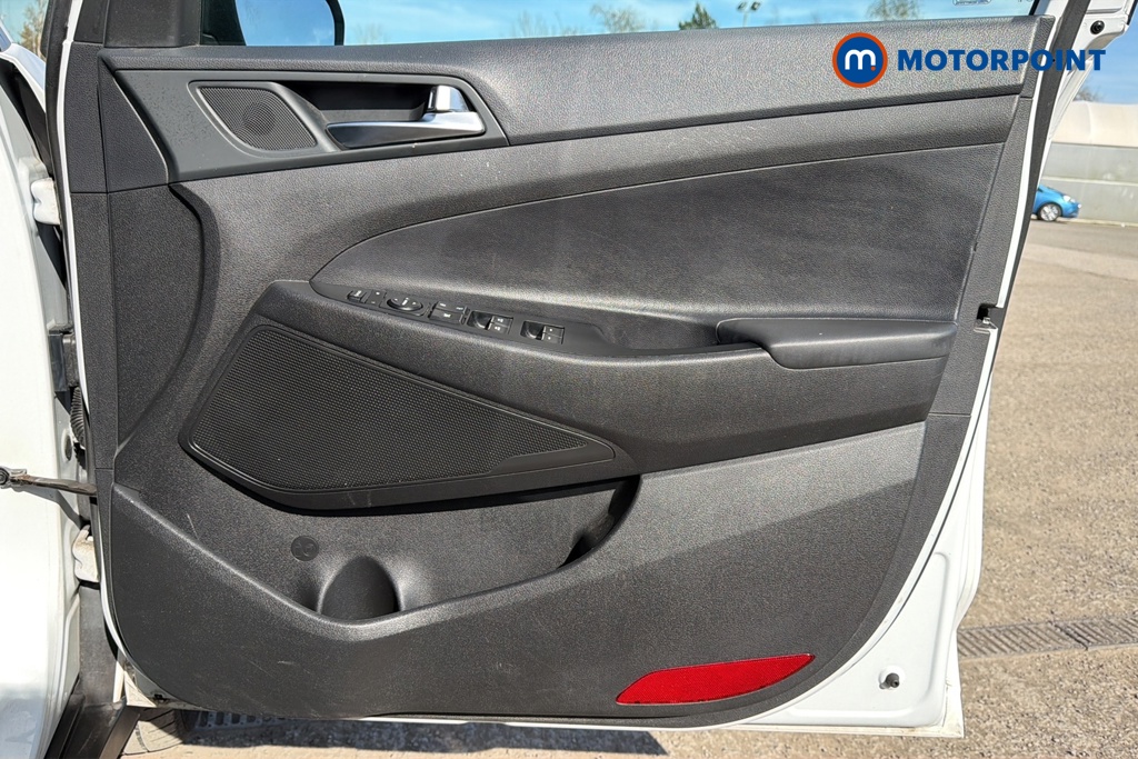 Hyundai Tucson Se Nav Manual Petrol SUV - Stock Number (1633672) - 18th supplementary image