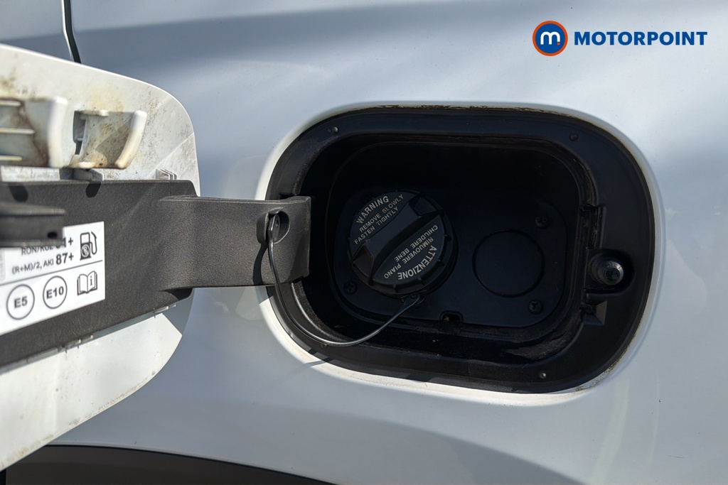 Hyundai Tucson Se Nav Manual Petrol SUV - Stock Number (1633672) - 41st supplementary image