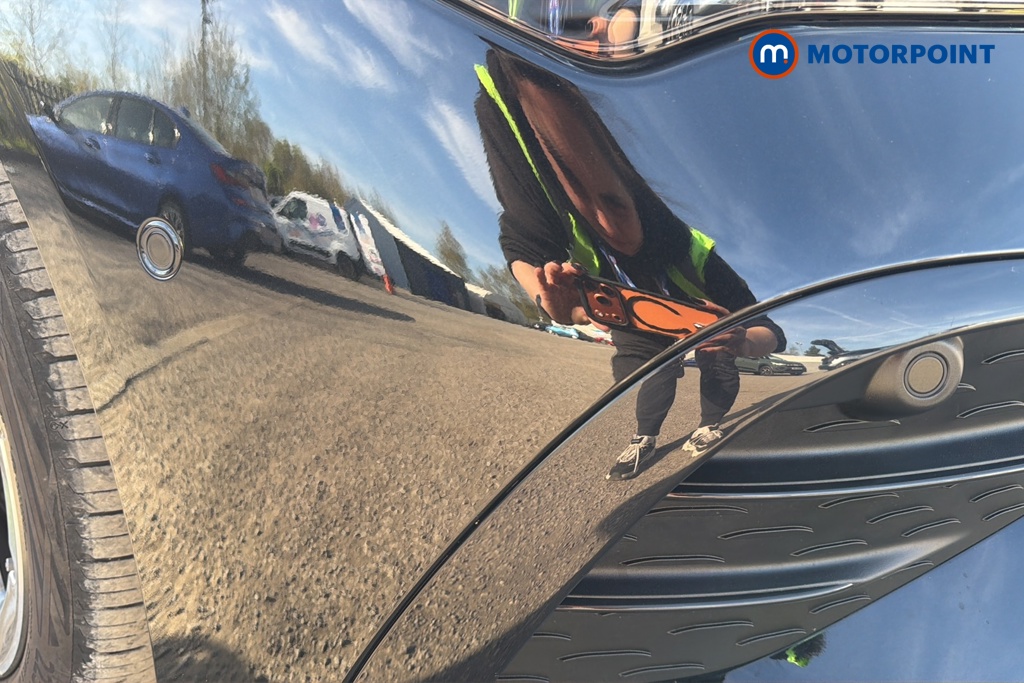 Mercedes-Benz CLA Amg Line Automatic Petrol Coupe - Stock Number (1633926) - 38th supplementary image