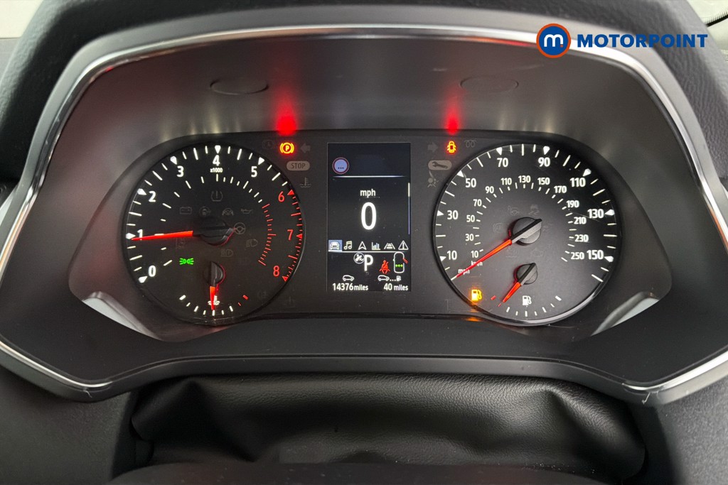 Renault Captur Iconic Automatic Petrol SUV - Stock Number (1586864) - 8th supplementary image