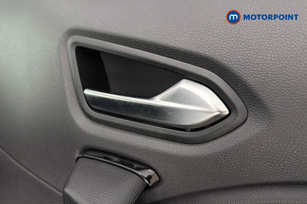 Renault Captur Iconic Automatic Petrol SUV - Stock Number (1586864) - 42nd supplementary image
