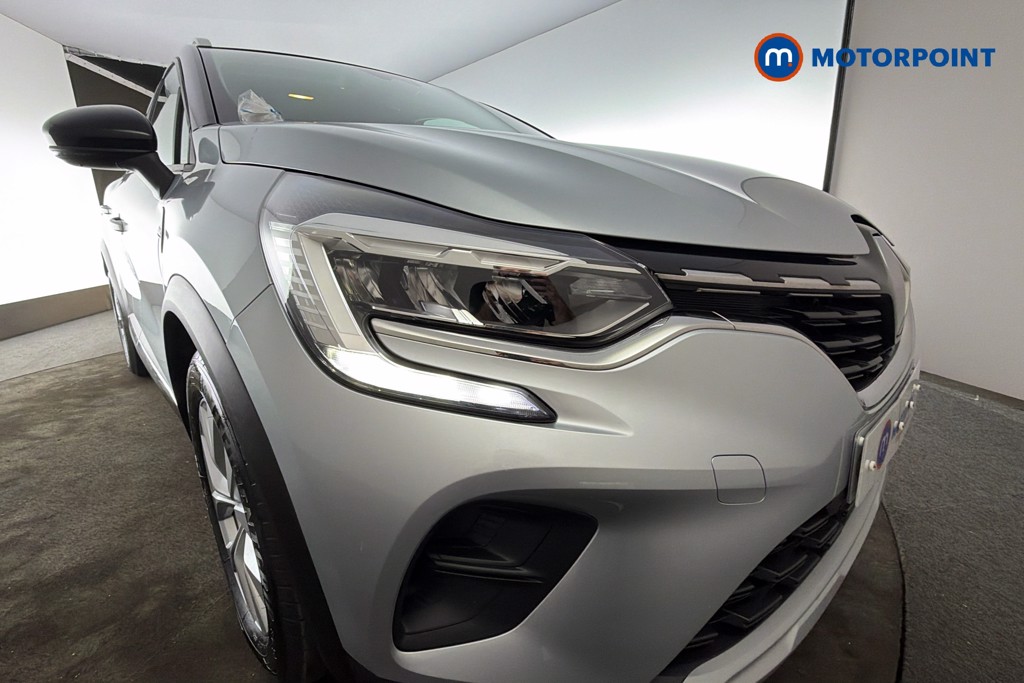 Renault Captur Iconic Automatic Petrol SUV - Stock Number (1586864) - 44th supplementary image