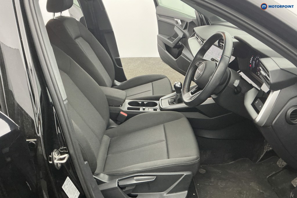 Audi A3 Technik Manual Petrol Hatchback - Stock Number (1603531) - 5th supplementary image