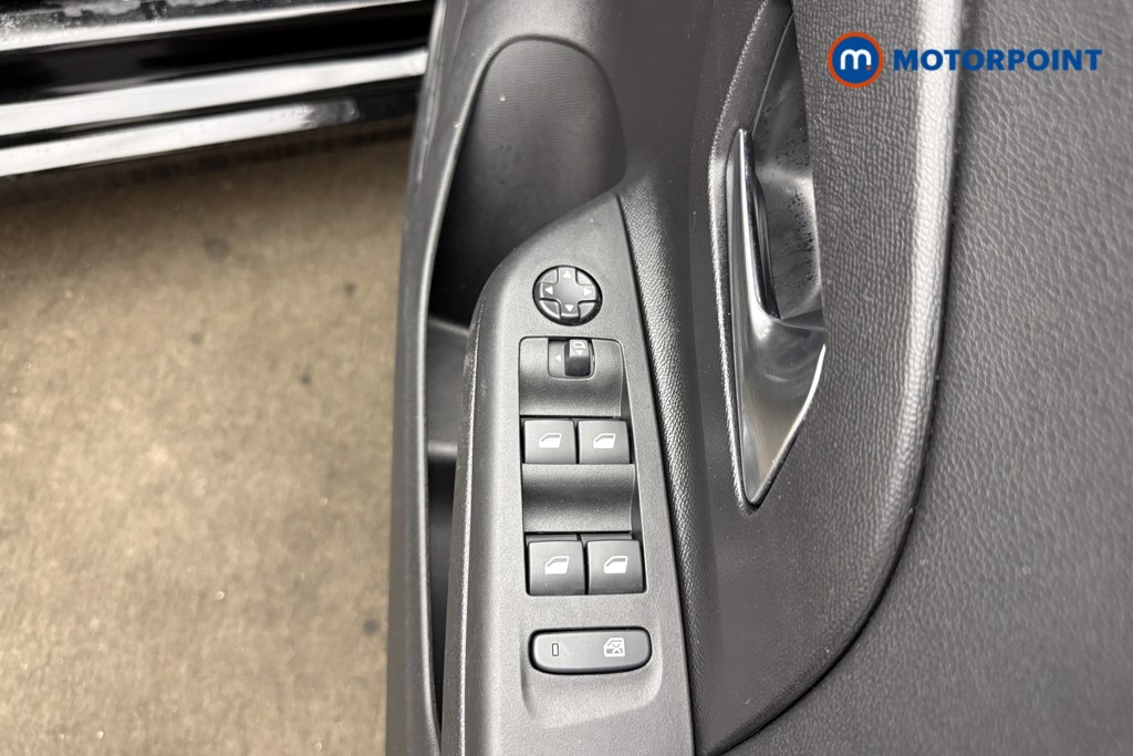 Vauxhall Corsa GS Manual Petrol Hatchback - Stock Number (1611320) - 15th supplementary image