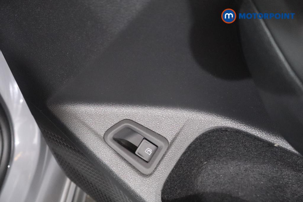 Volkswagen Golf GTE Automatic Petrol Plug-In Hybrid Hatchback - Stock Number (1615903) - 12th supplementary image