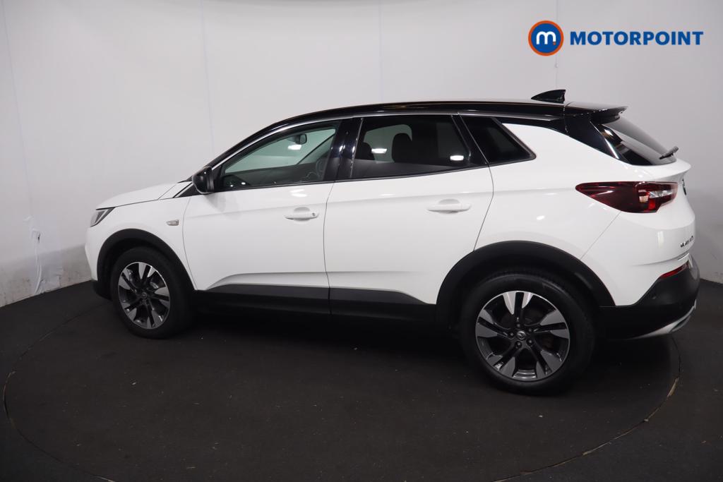 Vauxhall Grandland X Sri Nav Automatic Petrol SUV - Stock Number (1616010) - 32nd supplementary image