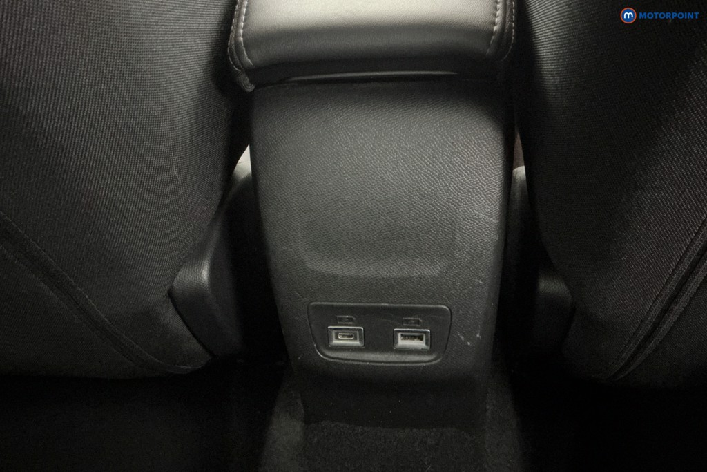 Peugeot 208 Allure Manual Petrol Hatchback - Stock Number (1616050) - 13th supplementary image