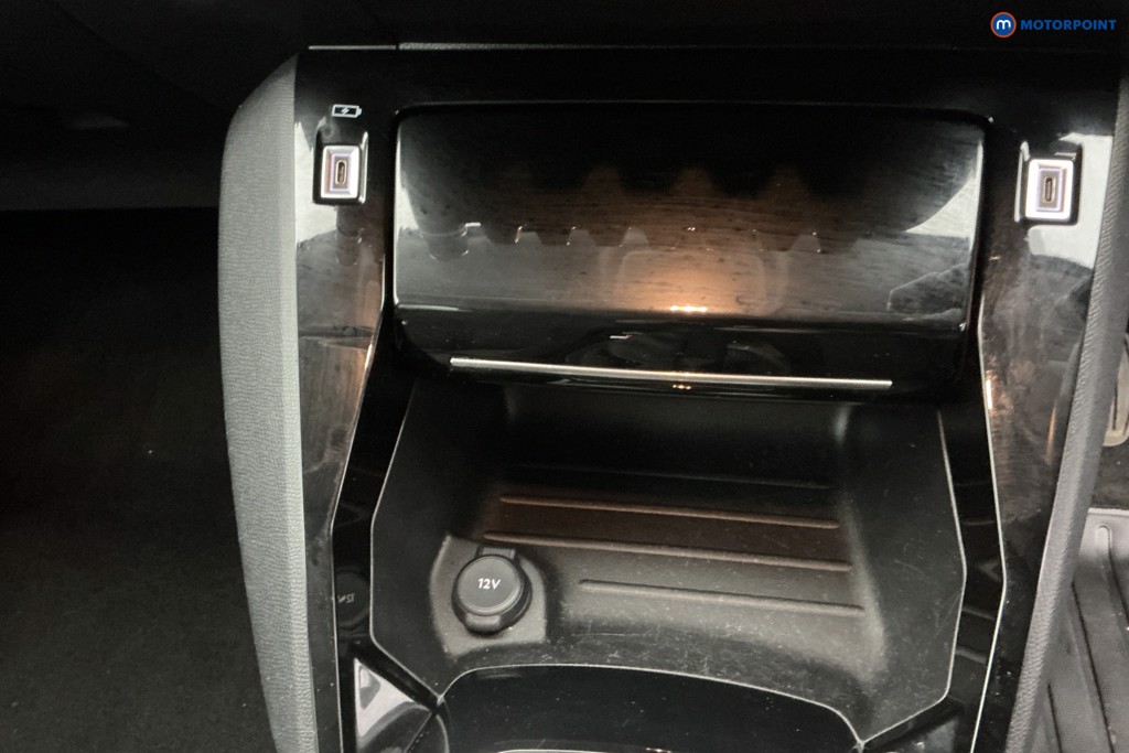 Peugeot 208 Allure Manual Petrol Hatchback - Stock Number (1616050) - 18th supplementary image