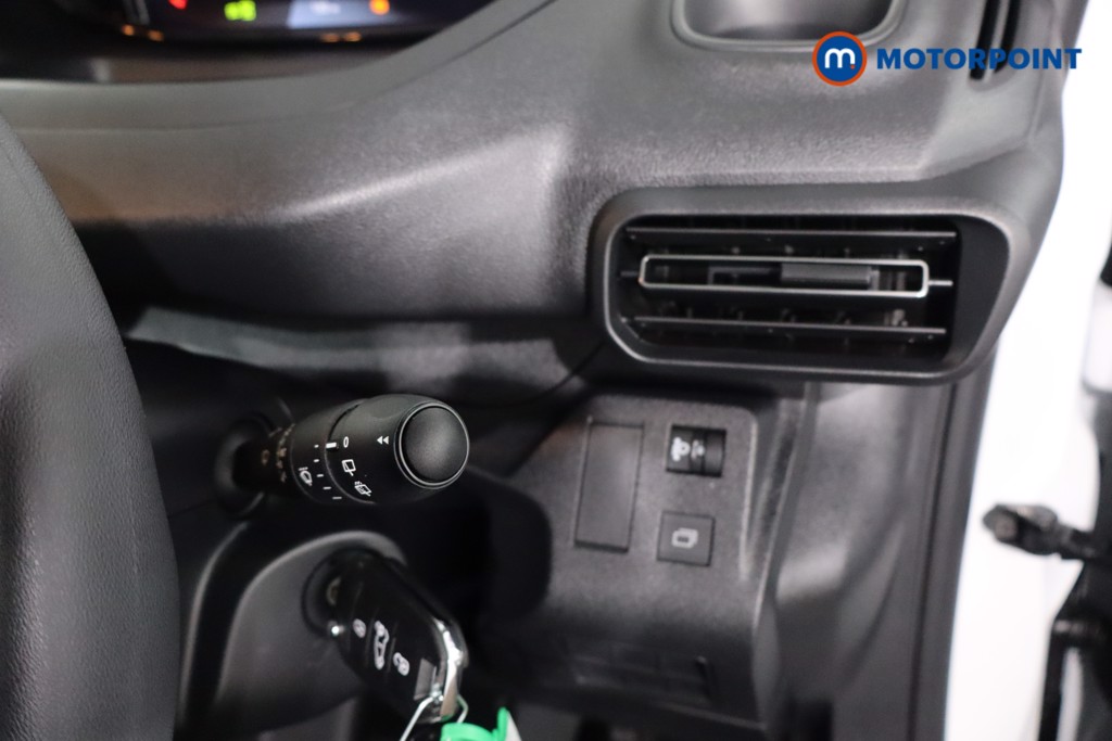 Peugeot Partner Professional Plus Manual Diesel Panel Van - Stock Number (1616381) - 17th supplementary image