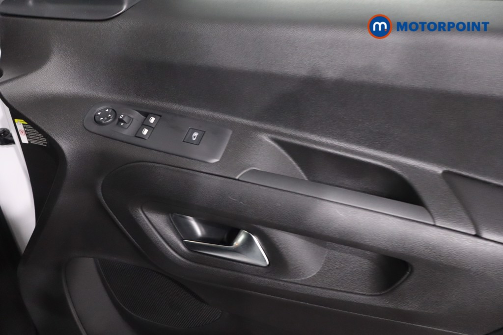 Peugeot Partner Professional Plus Manual Diesel Panel Van - Stock Number (1616381) - 23rd supplementary image