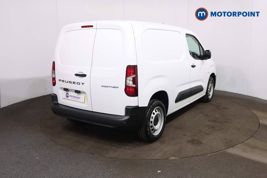 Peugeot Partner Professional Plus Manual Diesel Panel Van - Stock Number (1616381) - Drivers side rear corner