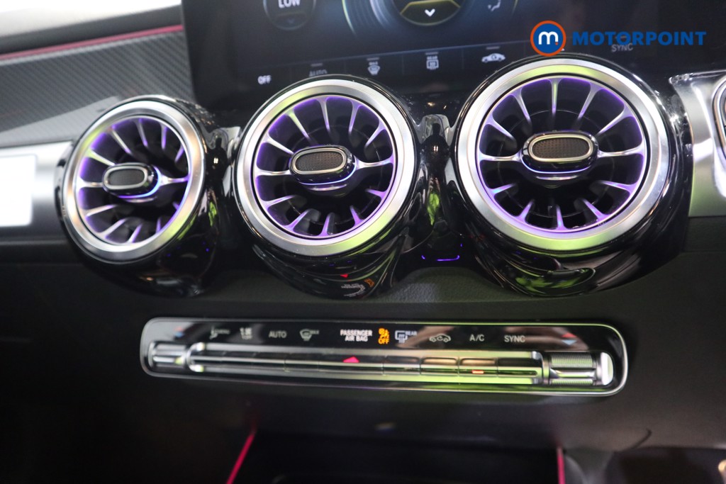 Mercedes-Benz GLB Amg Line Automatic Petrol SUV - Stock Number (1617182) - 7th supplementary image